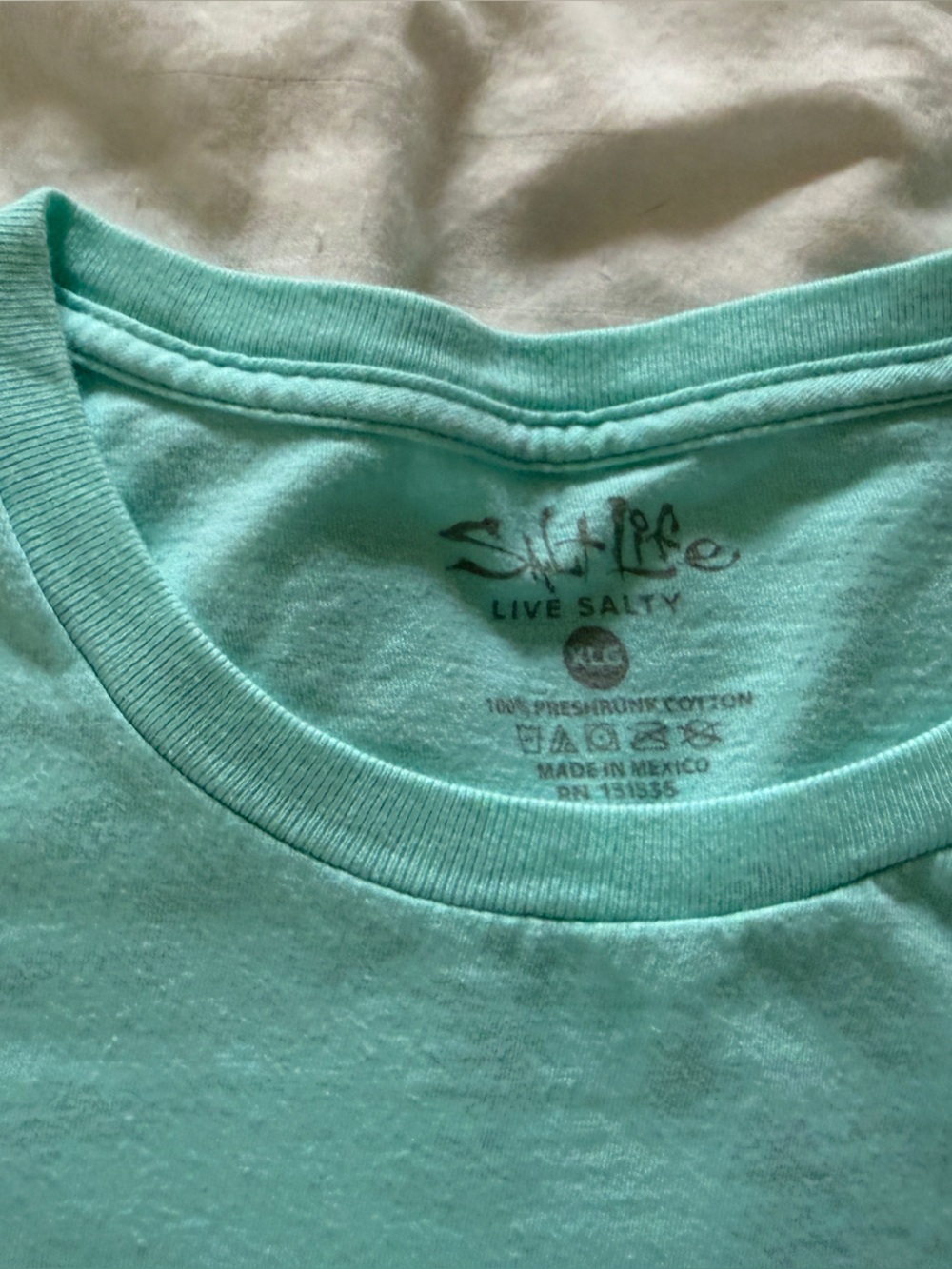 Salt Life Men's Short Sleeve Pocket Tee in Aqua - Picture 4 of 4